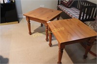 Pair of Wooden End Tables 26x26x22H