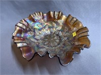 Unsigned Carnival Glass Holly Pattern Bowl