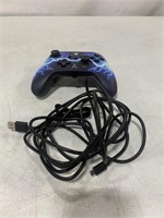 LIGHTNING WIRED XBOX CONTROLLER UNTESTED