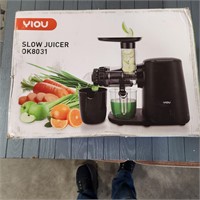 Yiou Slow Juicer OK8031