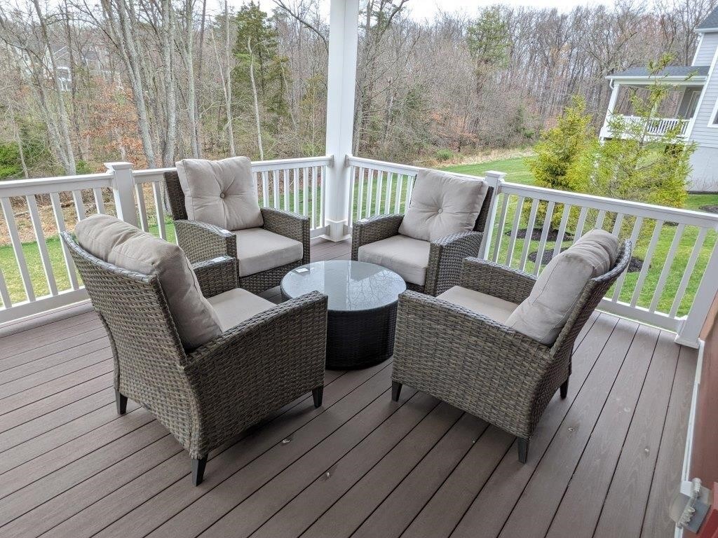 5PC PATIO TABLE & CHAIRS