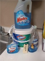 Assorted cleaning supplies