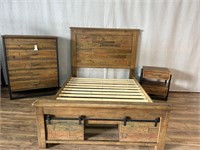 Ashley Sommerford Queen Bed, Chest, & Nightstand