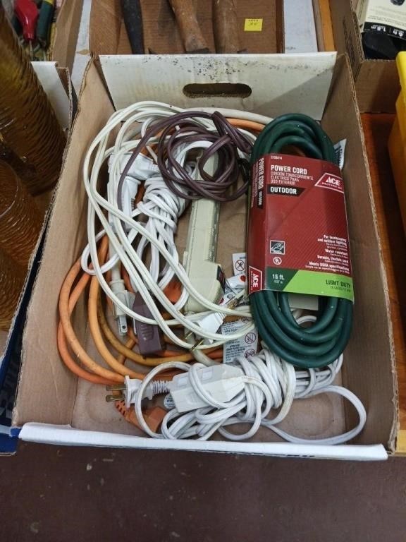 BOX OF POWER CORDS