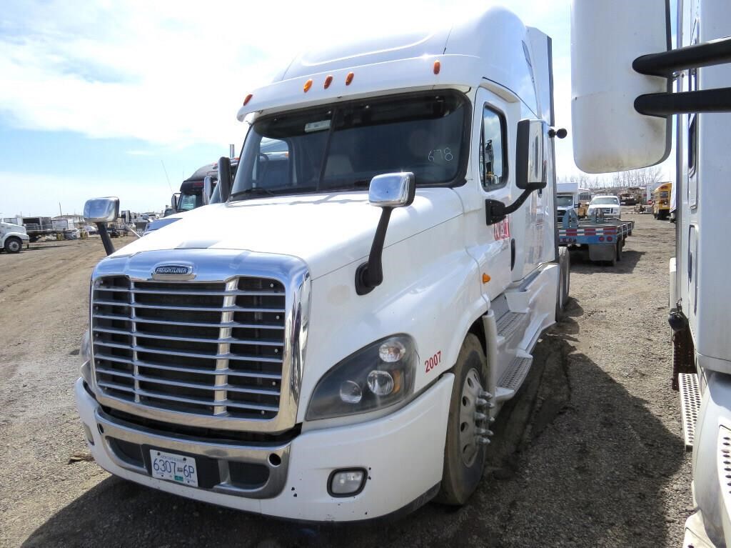 2015 Freightliner Cascadia Bank Repossession