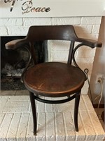 Antique Mahogany Bentwood Bucket Seat Chair