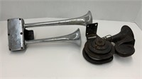 (2) vintage car Airhons horns