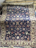 Fine Hand Knotted Oriental Rug