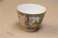 Antique Chinese Rose Medallion Small Cup