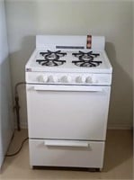 Premier Stove Natural Gas w/ Electric