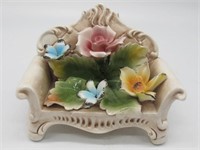 CAPODIMONTE ITALY BENCH W/ FLOWERS 8 IN WIDE