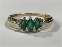 14 kt Gold Emerald and Diamond Ring Size 9 1/2