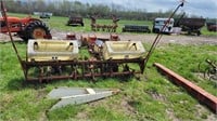 International 4 row planter for parts