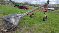 20'x8" auger on transport, 10hp motor not working