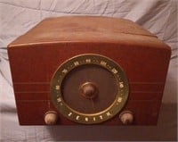 Antique Zenith Cobra Record Player