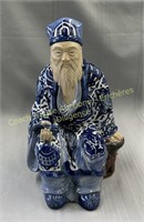 Oriental porcelain figurine en porcelaine, 7"x12"