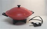 RED ELECTRIC WOK