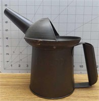 oil can pitcher