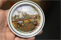 Small Holland Collector's Plate