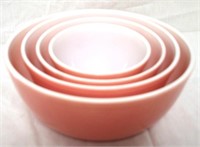 Set of Pyrex Mixing Bowls - 4 bowls
