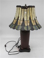 STAIN GLASS LAMP WORKING CONDITION 23 IN TALL