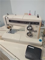 Kenmore Sewing machine (trailer) w/case