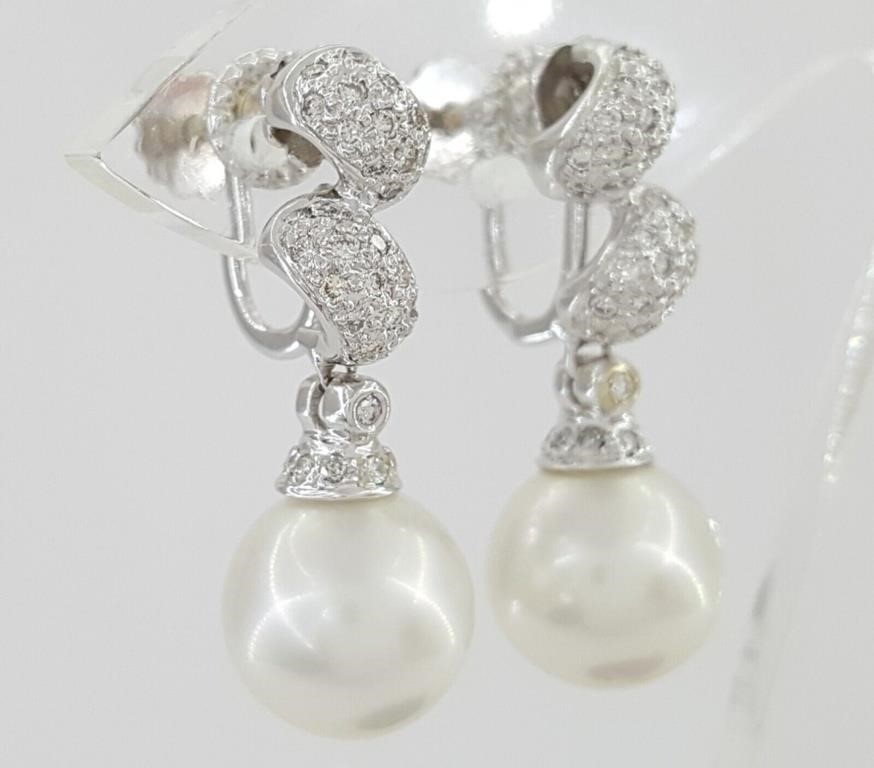 14 Kt Akoya Pearl Diamond Earrings