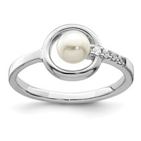 Sterling Silver Fresh Water Pearl Circle Ring