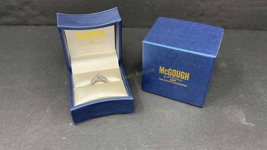 McGough & Co, White 14 Karat Gold Diamond Pave
