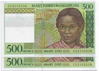 MADAGASCAR 500 Francs 1994 UNC x2 Consecutive.MD1a