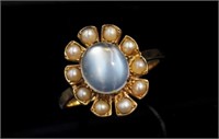 Moonstone & seed pearl set 9ct yellow gold ring