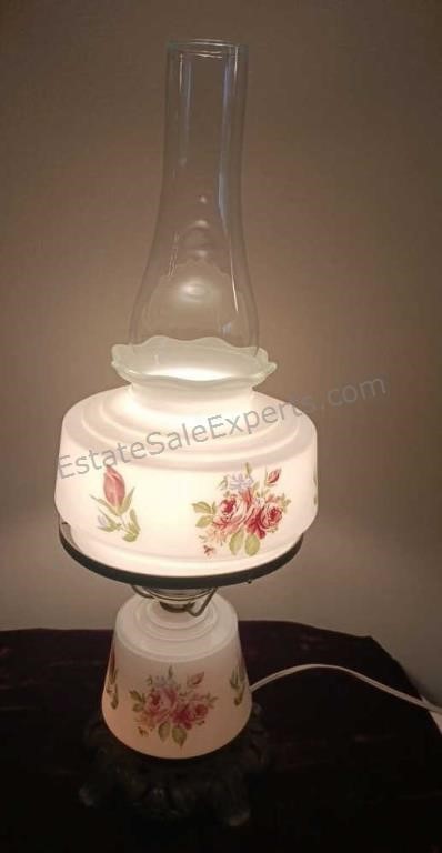 Vintage Hurricane Style Table Lamp