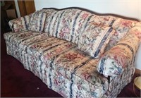 Broyhill Furniture Floral Couch