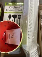 New kitchen items; utensil set & more