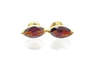Almandine garnet & yellow gold stud earrings