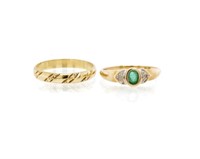 Two 9ct yellow gold rings