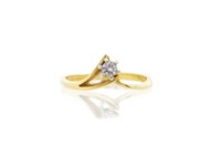 Diamond & 18ct yellow gold ring