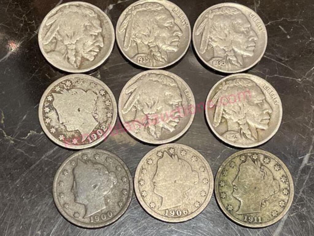 Lot: (5) Buffalo nickels, (4) V-nickels