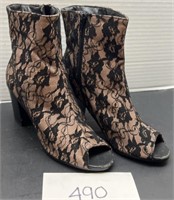 Lace booties; size 6