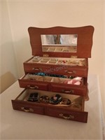 Small Jewelry Box w Contents 6x10x5