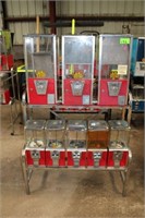 8-Way Gumball & Capsule Vending Machine w/Rack