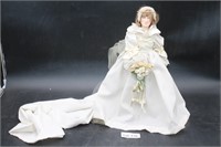 Effanbee 1982 Princess Diana Bridal Doll
