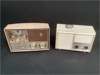 Magnavox & Philco Radios