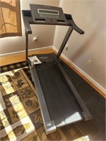Pro Form 610 TR Treadmill w/mat