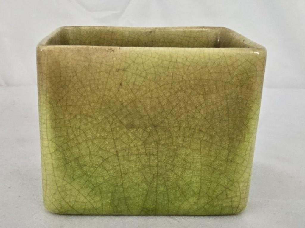 Green LA Mirada Ware Pottery Ceramic Piece