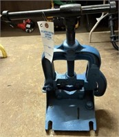 Armstrong No.2 Pipe Vise
