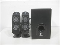 Logitech X230 Speakers Powers On