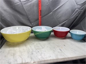 Pyrex primary color mixing bowl set
