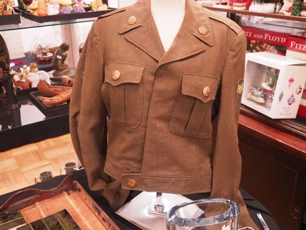 Vintage WWII Eisenhower jacket with Infantry