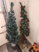 Set 2 Christmas Trees